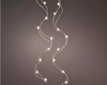 Lumineo Micro kerstverlichting 20Led 95cm Deze micro led strengverlichting is niet weg te denken tijdens de kerstdagen. Hiermee kun je jouw kerstboom prachtig verlichten. Ook is deze leuk om langs je vensterbank te leggen als sfeerverlichting. Deze streng